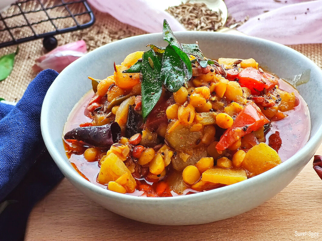 Bottle gourd Split Chickpeas Curry