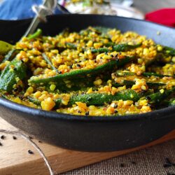Bengali style Bhendi Bhaja (Crispy Okra stir fry)