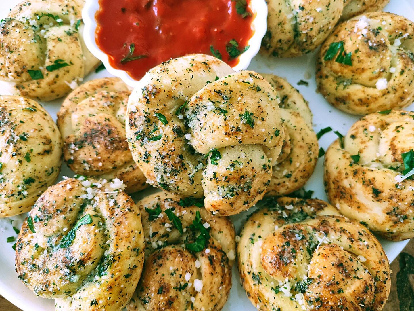 Garlic Knots Sweet & Spice Odyssey