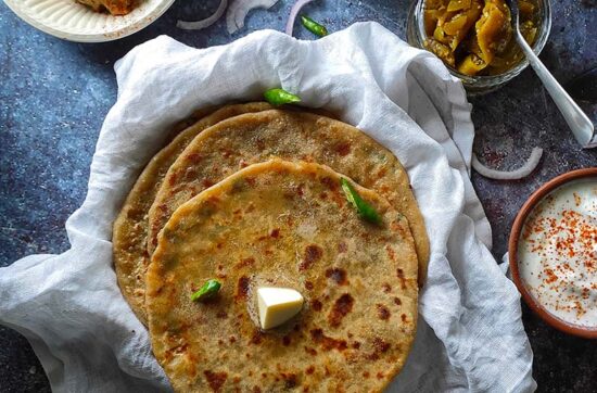 Aloo Paratha (Spiced Potato Stuffed Flatbread)