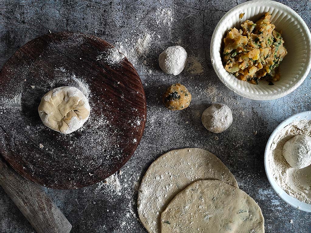 Aloo Paratha (Spiced Potato Stuffed Flatbread)