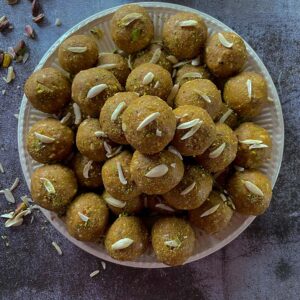 Dry Fruit Pinni